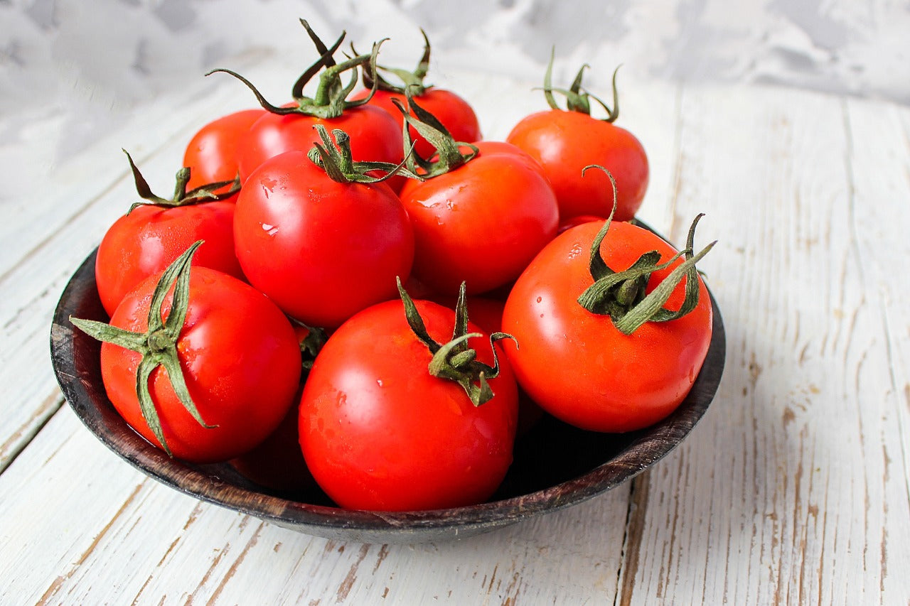 Juicy Beauty Tomato Benefits For Skin Saturn by GHC