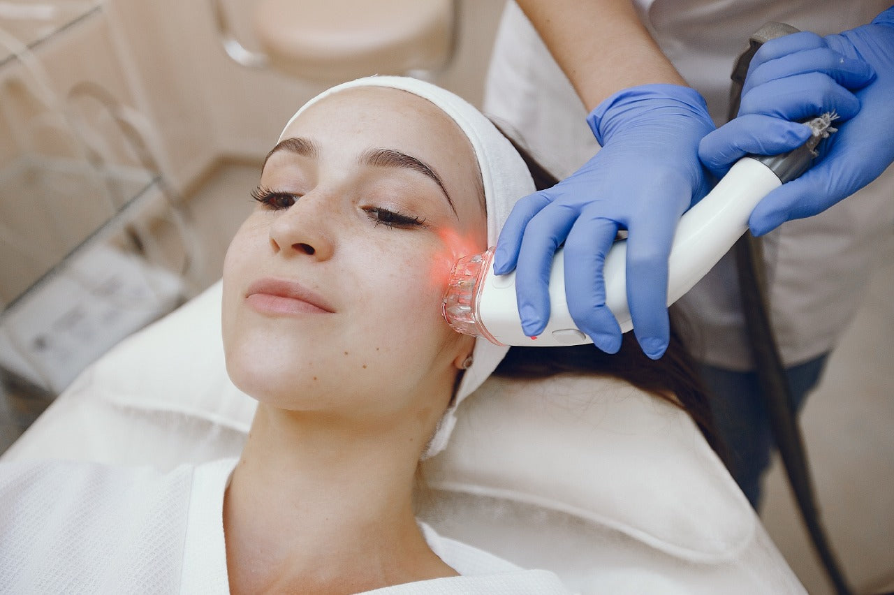 Do You These 8 Side Effects Of Laser Treatment On Face? Saturn by GHC