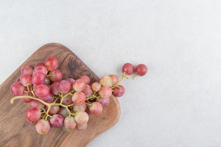 8 Surprising Health Benefits of Eating Grapes in Summer
