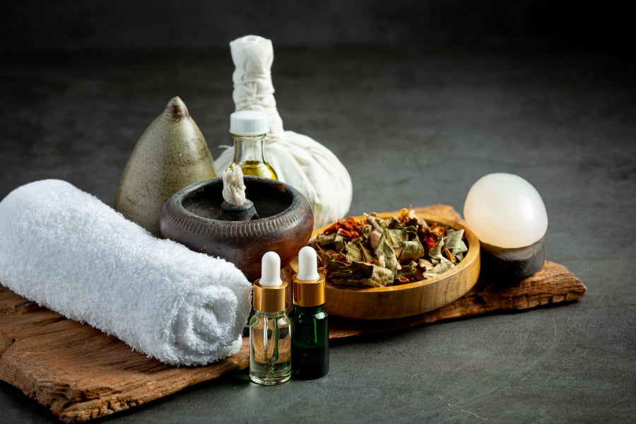 Homemade_Massage_Oil_for_Weight_Loss_for_Women_1080x.jpg