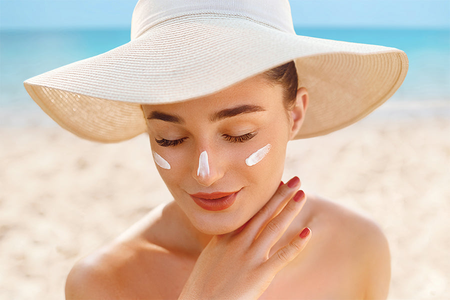 Protect Your Skin: How to Apply Sunscreen on Your Face – Saturn by GHC